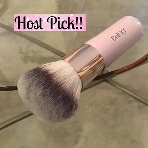 Doll 10 Jumbo Kabuki Brush No. 9 - Brand New!